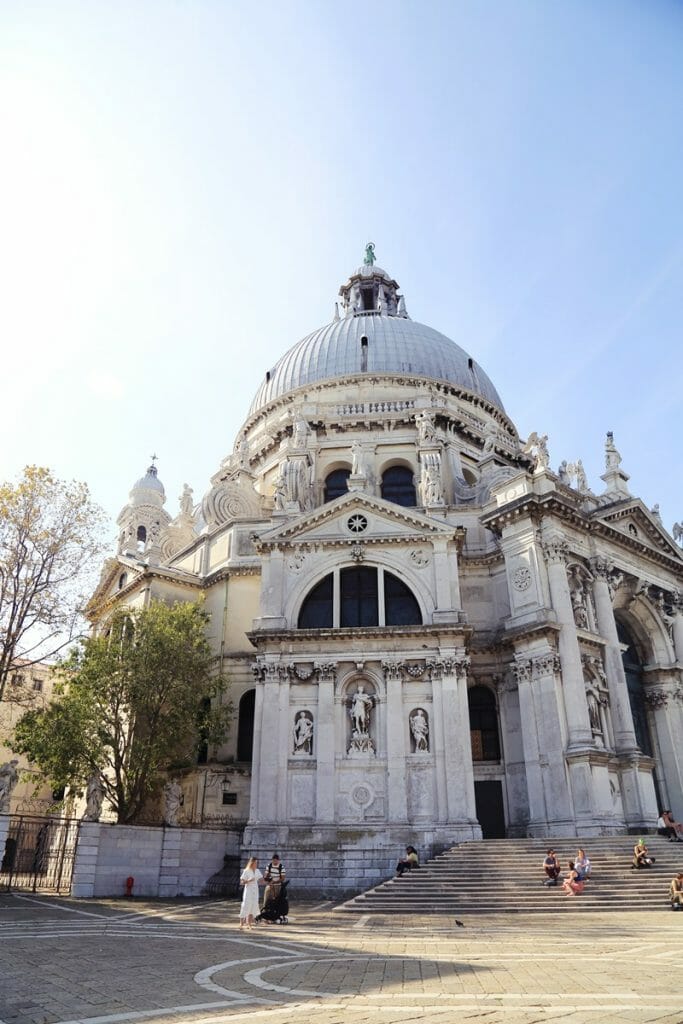 Basílica di Santa Maria della Salute en Venecia Italia