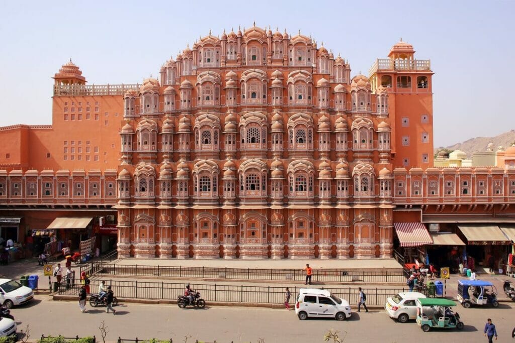Pretty in Pink: A Perfect 2 Day Jaipur Itinerary | Yoga, Wine & Travel